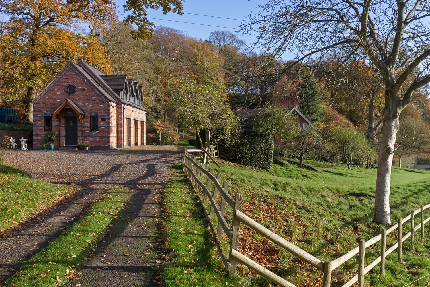 Detached garage and loft apartment in rural setting